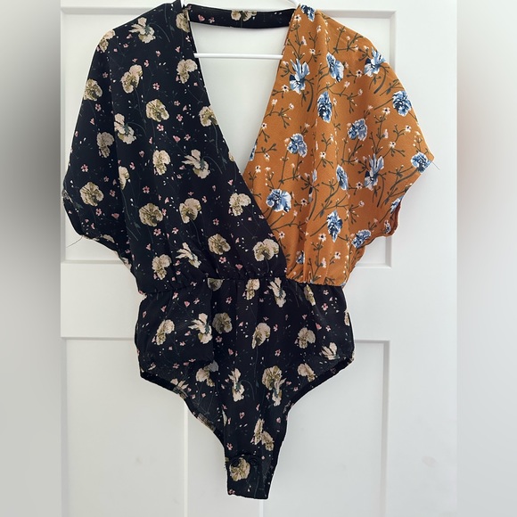 Nasty gal color block floral bodysuit - Picture 2 of 3